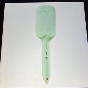 Mint Green Mermaid Curl Curling Iron NWT